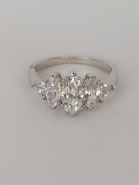 Avon Art Deco Silver Tone Marquise & Triangle Rhinestone CZ Cocktail Ring Sz 8